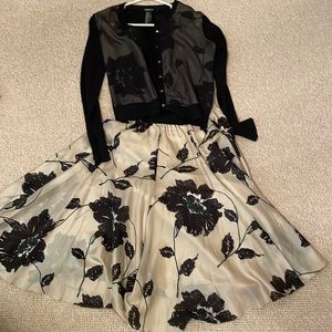 DKNY women’s silk skirt size 2